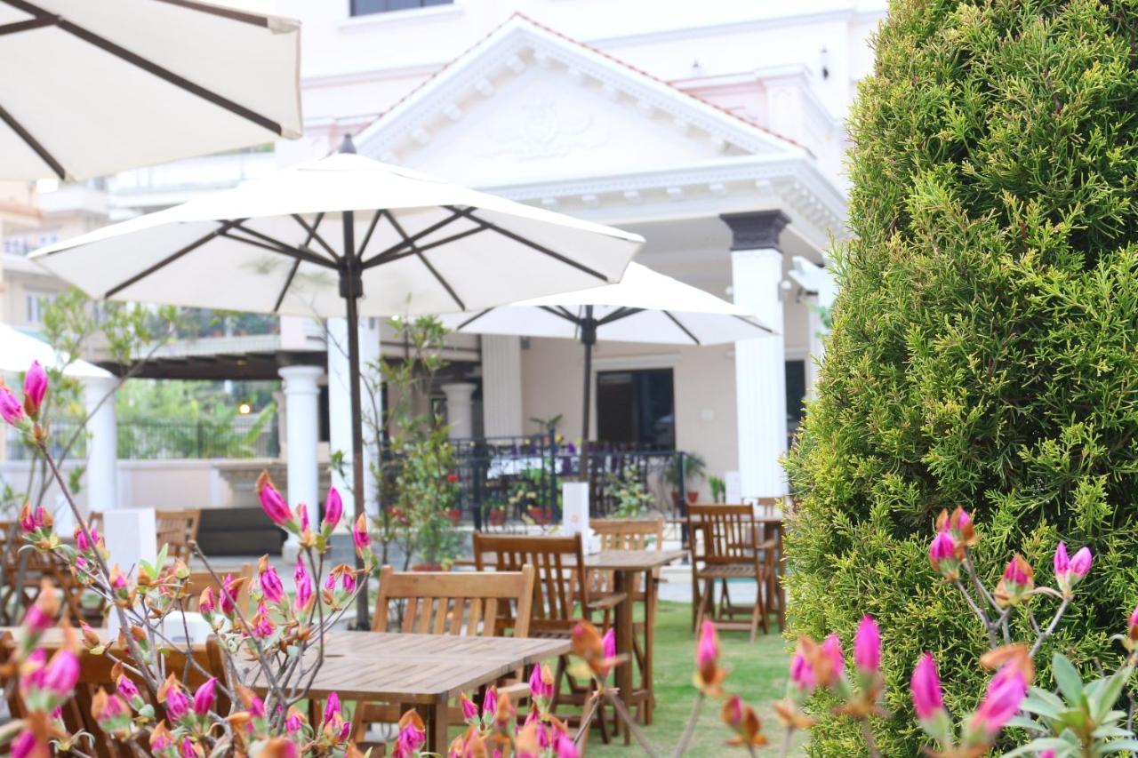 Hotel Harmika Katmandu Dış mekan fotoğraf